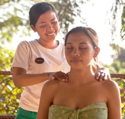 Indian Head Massage, also known as ayurveda head massage, taught at one of Bali's premier holistic training institutes.
