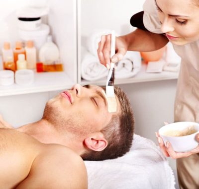 The VTCT Male Facial and Skin Care Level 2 Award course taught at the Bali Spa & Salon Training School (BISA) covers cleansing, steaming, eyebrow shaping & shaving methods for males.