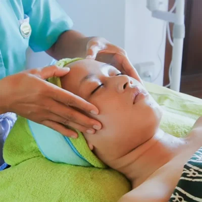 10 Days Facial Specialist Package 10% Discount